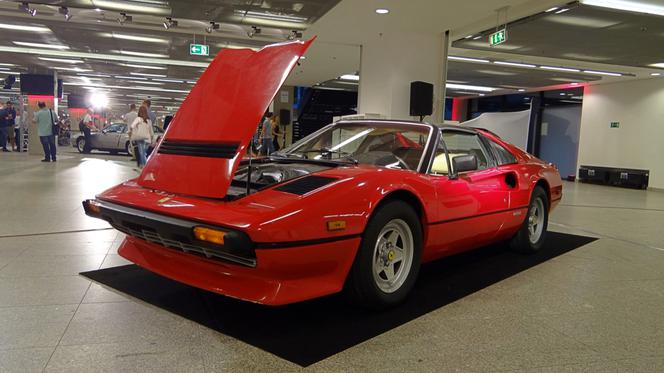 Ferrari 308 GTSi, rocznik 1982