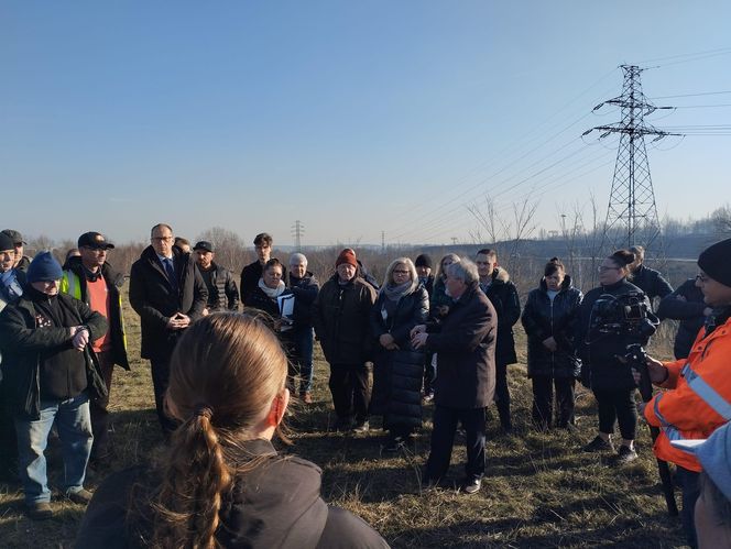 Spotkanie z mieszkańcami w sprawie zapożarowanej hałdy w Rudzie Śląskiej