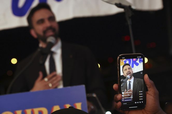 Zohran Mamdani pokonał Andrew Cuomo w demokratycznych prawyborach