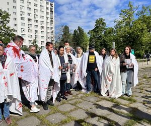 Protest na Cmentarzu Mauzoleum Żołnierzy Radzieckich w Warszawie (9.05.2025)