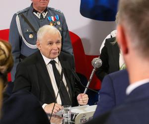 Jarosław Kaczyński: Polacy są wyrzucani z niemieckich pociągów. Jest odpowiedź Deutsche Bahn 