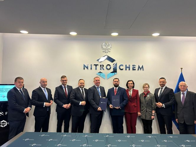 Bydgoscy studenci będą mieli praktyki w ważnej firmie zbrojeniowej. Nitro-Chem współpracuje z Politechniką Bydgoską