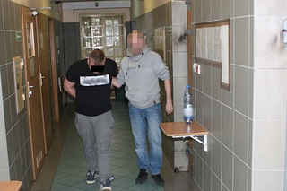 Fałszywy policjant zatrzymany. Wyłudził od seniorki 100 tysięcy złotych