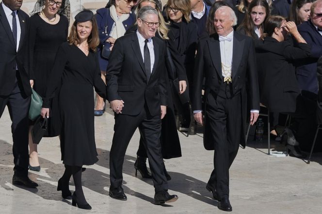 Głowy państw żegnają papieża Franciszka. Do Watykanu zjechali najważniejsi