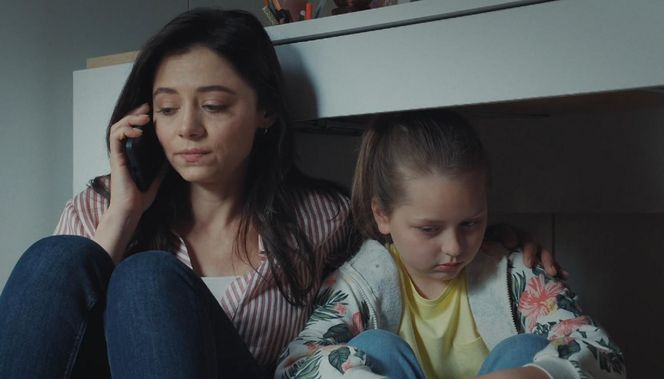 M jak miłość odc. 1879. Iza (Adriana Kalska), Maja (Laura Jankowska)