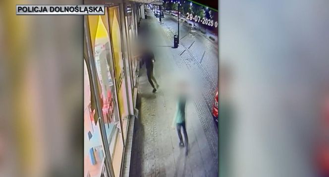 Brutalny atak tasakiem na obywatela Bangladeszu w Głogowie. Szokujące nagranie 