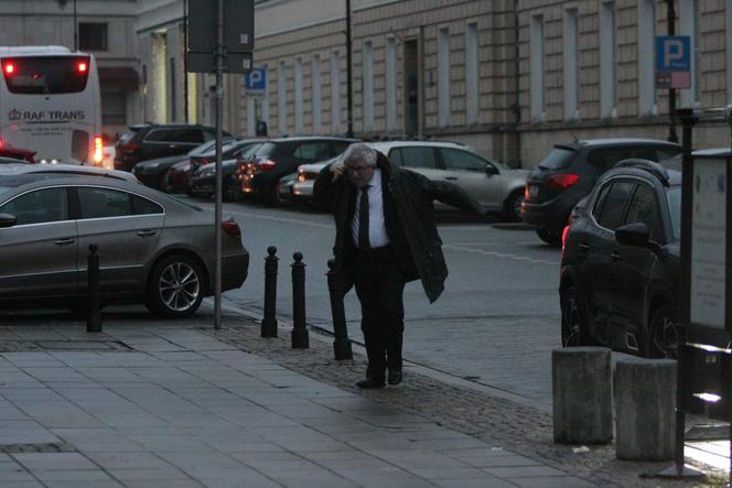 Jarosław Kaczyński. Prezes zabrał premiera na grób brata