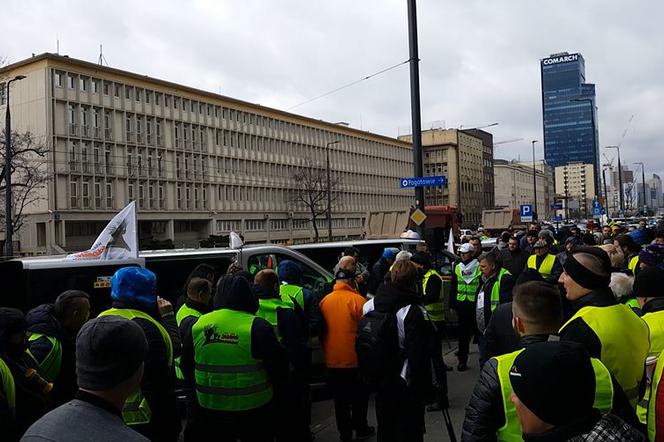 Protest taksówkarzy w Warszawie