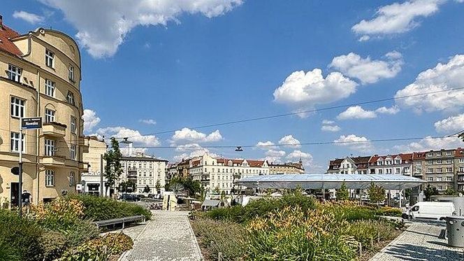 2. Rynek Łazarski 