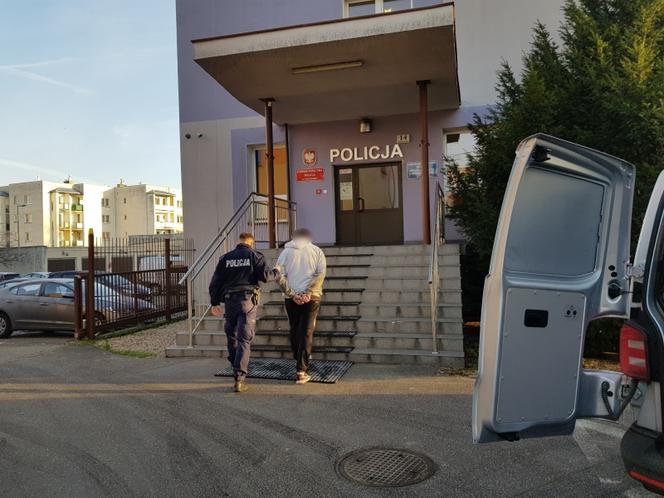 Pijany kierowca staranował radiowóz