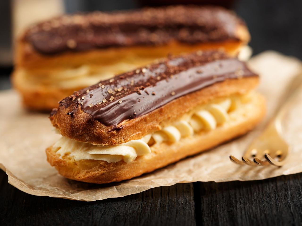 Waniliowe eklerki z kremem - prosty przepis na deser