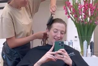 Lara Gessler tuż przed porodem odwiedziła fryzjera