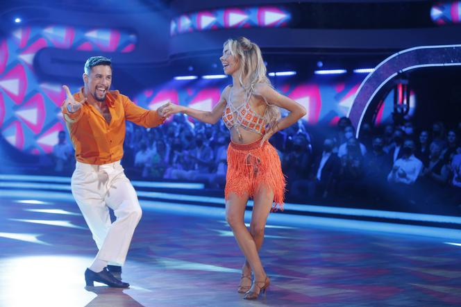 Dancing with the stars. Taniec z gwiazdami. Kinga Sawczuk i Jakub Lipowski