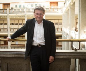 AI wybrała 5 najlepszych polityków w Polsce ostatnich 30 lat!