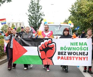 Marsz Równości w Katowicach 2025. Setki ludzi przeszło ulicami miasta. Były protesty