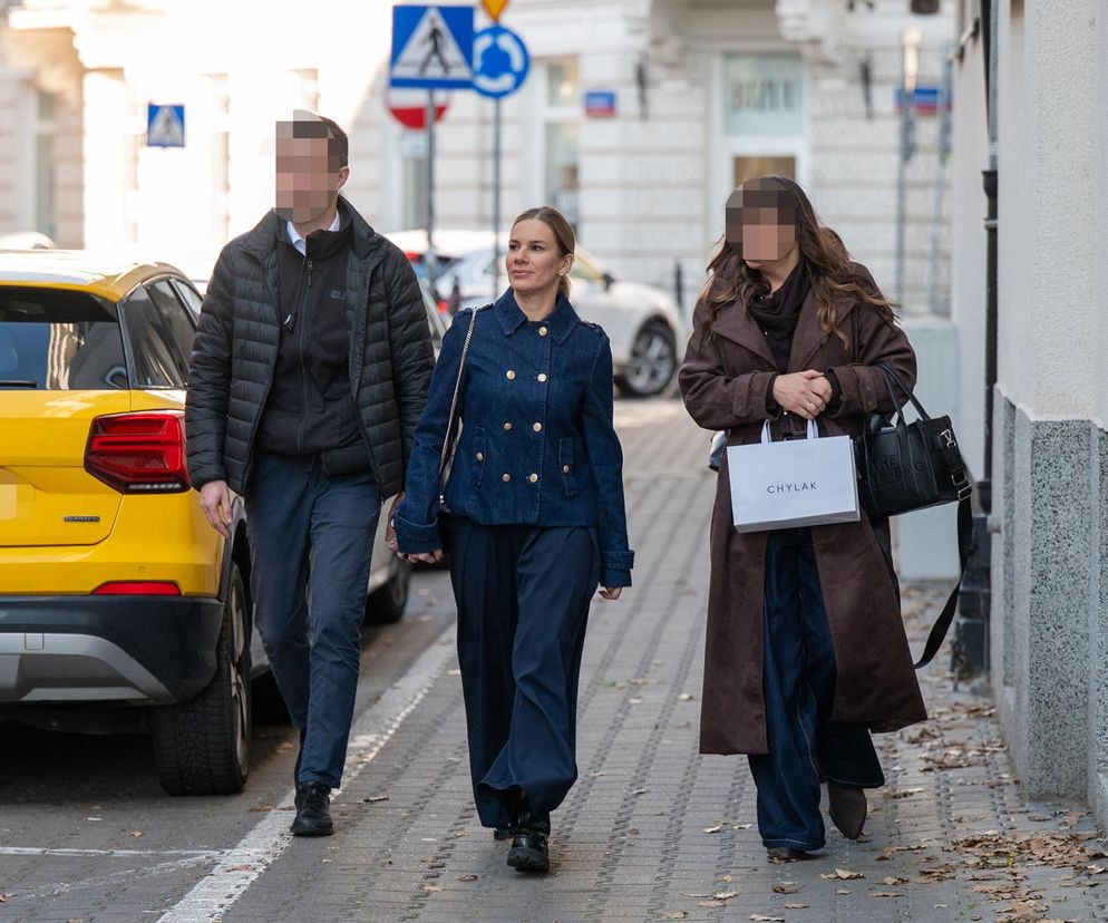 Pierwsza dama w eleganckim butiku