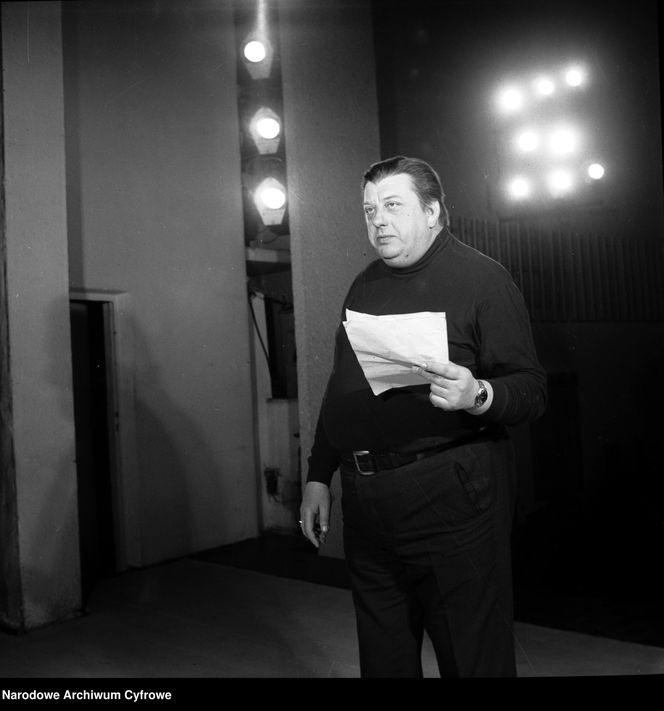 Mariusz Dmochowski, aktor