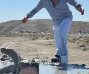 Maja Rutkowski zażywa błotnego SPA