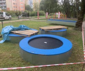 Nowa atrakcja na Bielanach. Darmowa strefa trampolin dla dzieci już otwarta