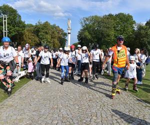 II szczyt pielgrzymkowy na Jasną Górę. Więcej pątników niż w zeszłym roku