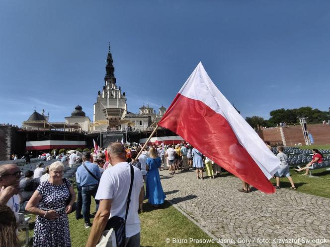 II szczyt pielgrzymkowy na Jasną Górę. Więcej pątników niż w zeszłym roku