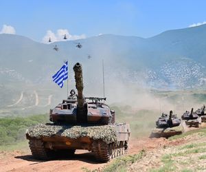 Ponad 400 nowych wozów bojowych i modernizacja czołgów. Niemcy kuszą Grecję