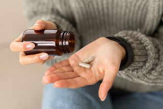 Tramadol i antydepresanty. Kiedy połączenie tych leków może wywołać napad padaczki?