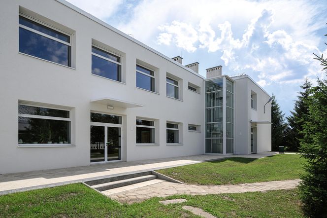 Szkoła - Domaniów 10