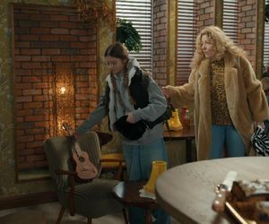 Barwy szczęścia, odcinek 3193. Pola (Gabriela Szewczyk), Żabcia (Hanna Klepacka)