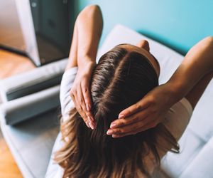 Kiedy warto wybrać się do trychologa? Ekspertka odpowiada na najważniejsze pytania 