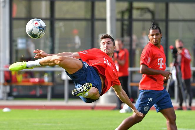 Robert Lewandowski na treningu Bayernu_1_PUBL