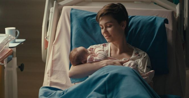 	Na dobre i na złe odc. 959 finał sezonu. Blanka (Pola Gonciarz), jej córka Nina (Michalina Grot)