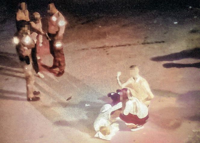 Syn konał na ulicy, a oni tylko stali!