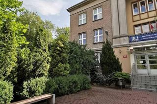 9. VII Liceum im. Dąbrówki 