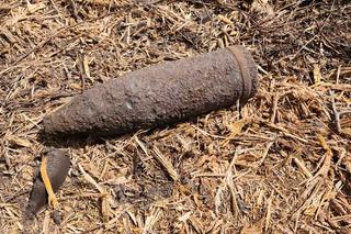 Nowa Jastrząbka. Odnaleziono pocisk artyleryjski z czasów II wojny światowej