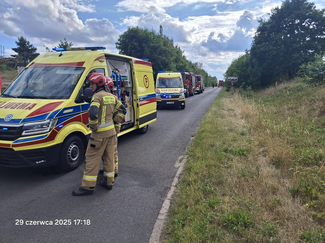 Tragedia w Jarnatowie. Pijany kierowca potrącił dwie kobiety.