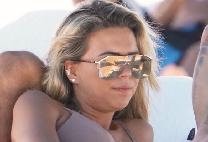 Sandra Kubicka z chłopakiem na plaży