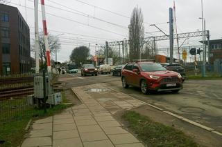 Zamkną przejazd kolejowy na Gumieńcach. Utrudnienia dla kierowców i pasażerów autobusów