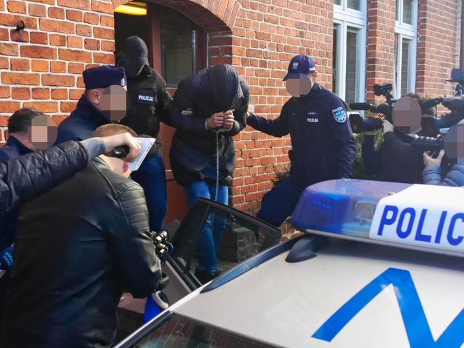 Łebieńska Huta. 10-latek zginął pod kołami pirata drogowego. Doprowadzenie 33-latka