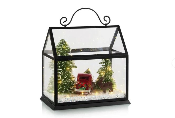 Świetlne dekoracje na Boże Narodzenie