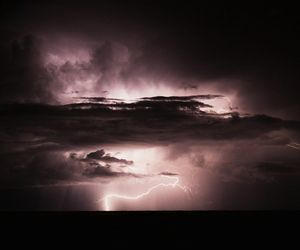 Pogodowego szaleństwa ciąg dalszy. Burze z gradem nie odpuszczą. Tu będzie najgorzej