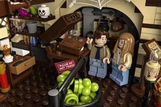 LEGO Ideas Disney Hocus Pocus: Domek sióstr Sanderson