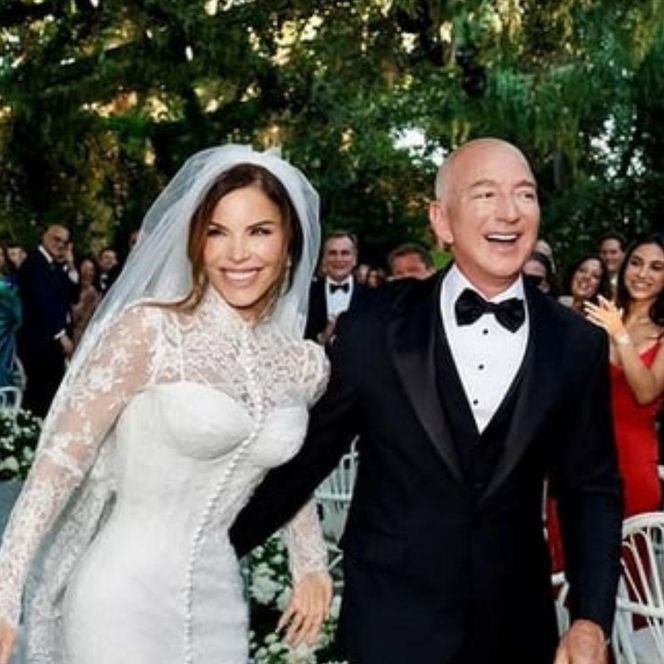 Lauren Sánchez wyglądała jak księżniczka! Oto jej suknia ślubna