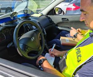 Policyjnym dronem na kierowców w Lesznie. Znów posypały się mandaty