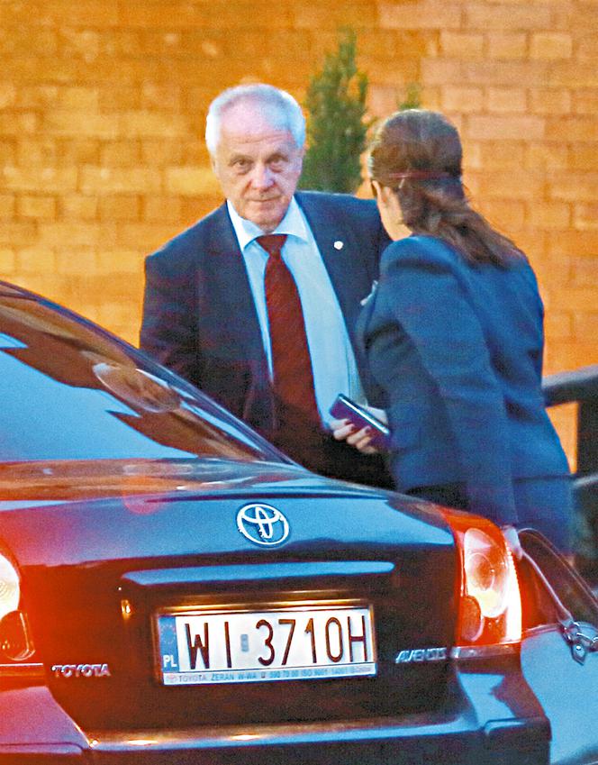 Każdy kto wystąpi przeciwko PO zostanie moim wrogiem