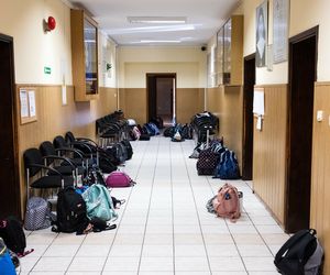 Kulka chleba prawie zabiła 11-latka z Ustki. Pracownik szkoły uratował go jednym ruchem