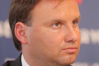 Wiemy, jak żył Andrzej Duda, zanim poznał Agatę. Miał kilka dziewczyn! Zdradził sposób na podryw