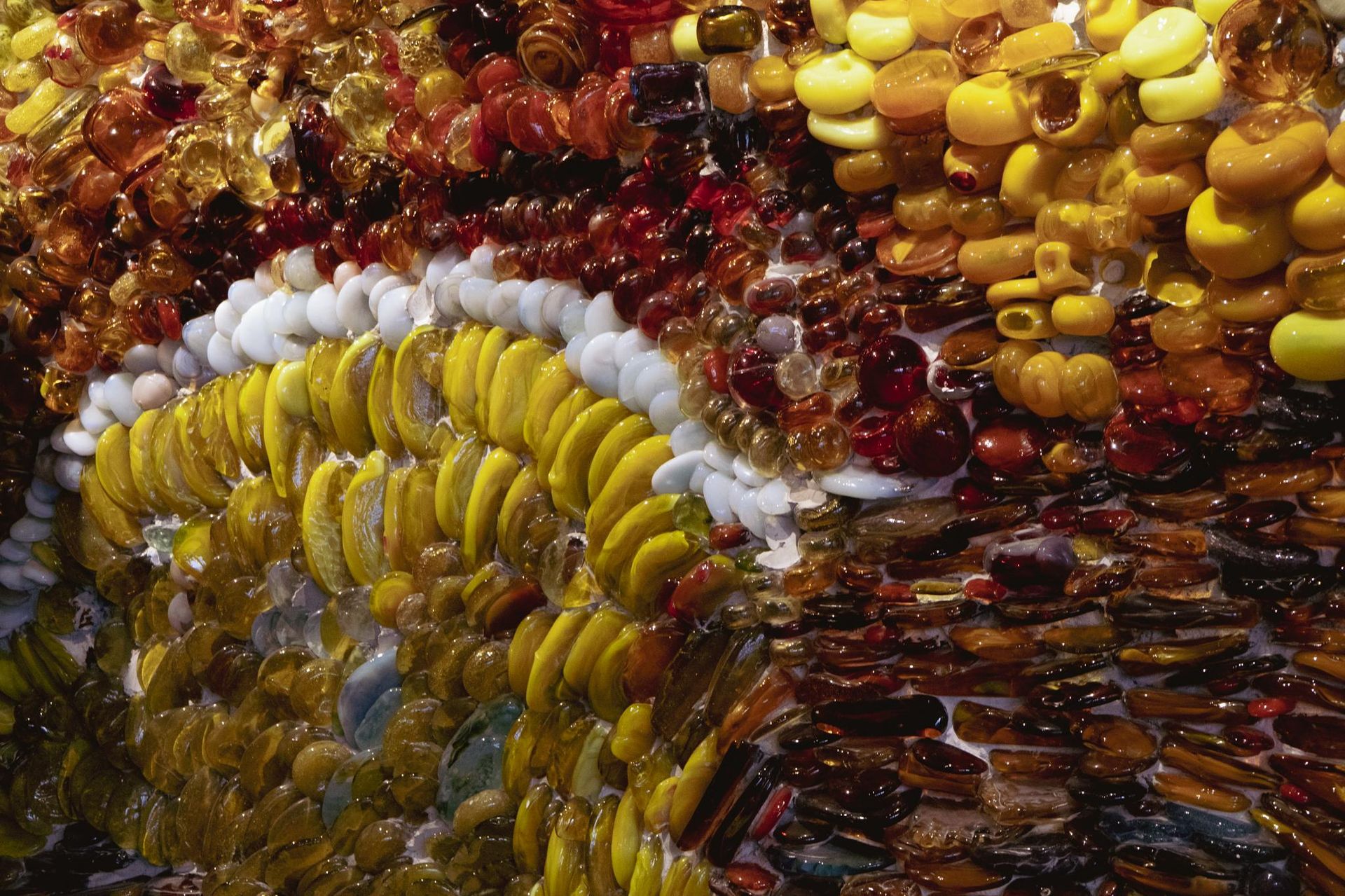 Mozaika szklana w Hotelu Tatry w Małem-Cichem, autorka: Krystyna Strachocka-Zgud