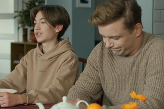 Barwy szczęścia, odcinek 3149: Emil (Artem Malaszczuk), Hubert (Marek Molak) 