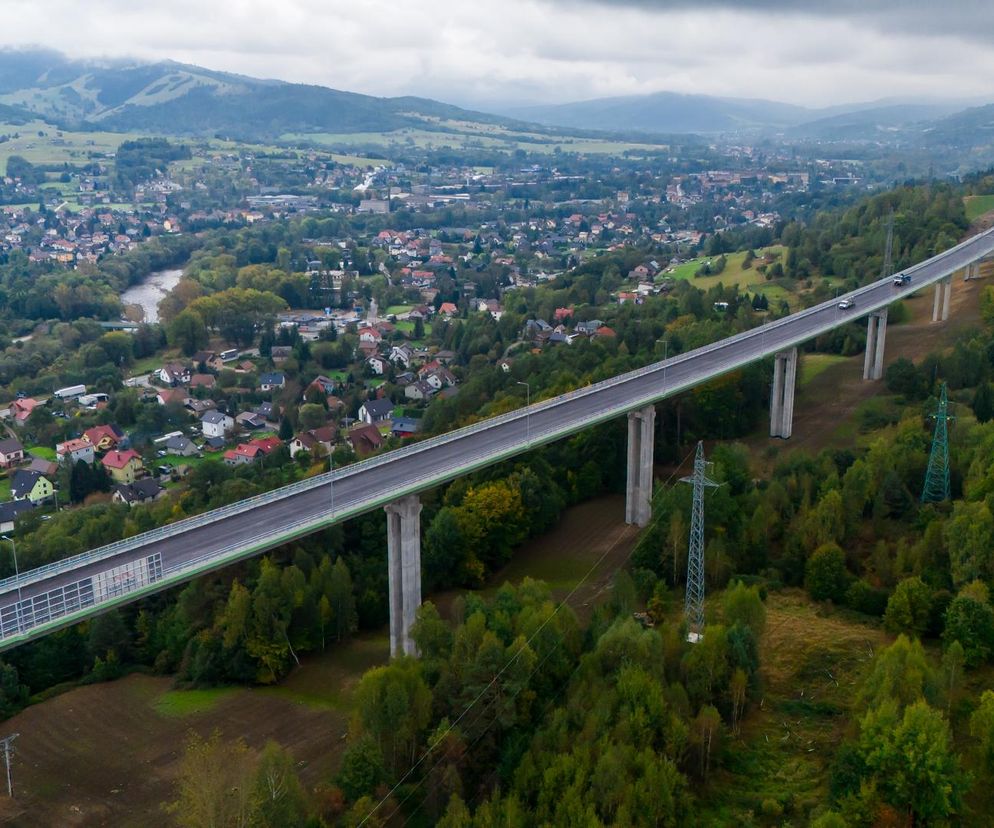 Budowa S1 - tzw. obejścia Węgierskiej Górki. Tu wykonawcą jest Mirbud
